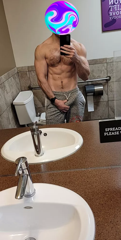 (M)onday morning workouts got me like.