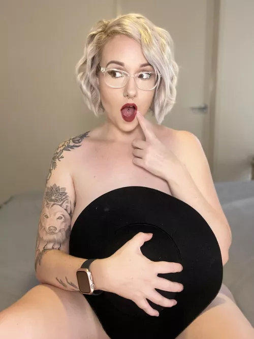 Mouth wide open waiting for you 😈