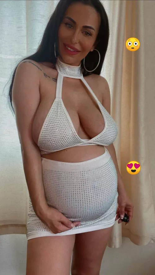 [M\S] From the moment Mom got pregnant with my baby, she started to wear only incredibly sensual clothes 😳❤️