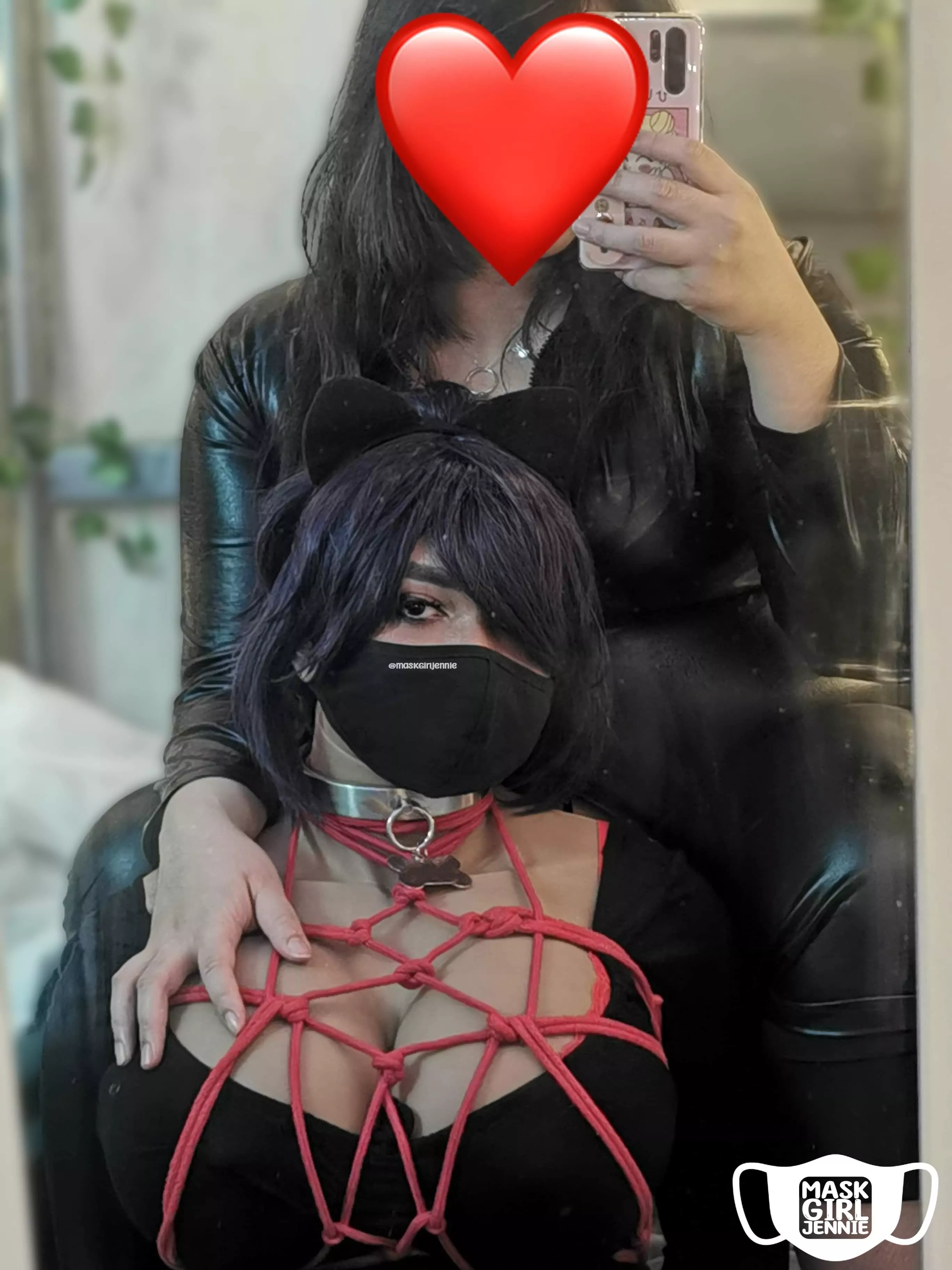 My girlfriend said she would unlock the collar if I let her dress, and tie me up. Instead of taking off the collar she started taking pictures of me! She said if I complained about the collar again she would send them all to her friends so they knew I wa