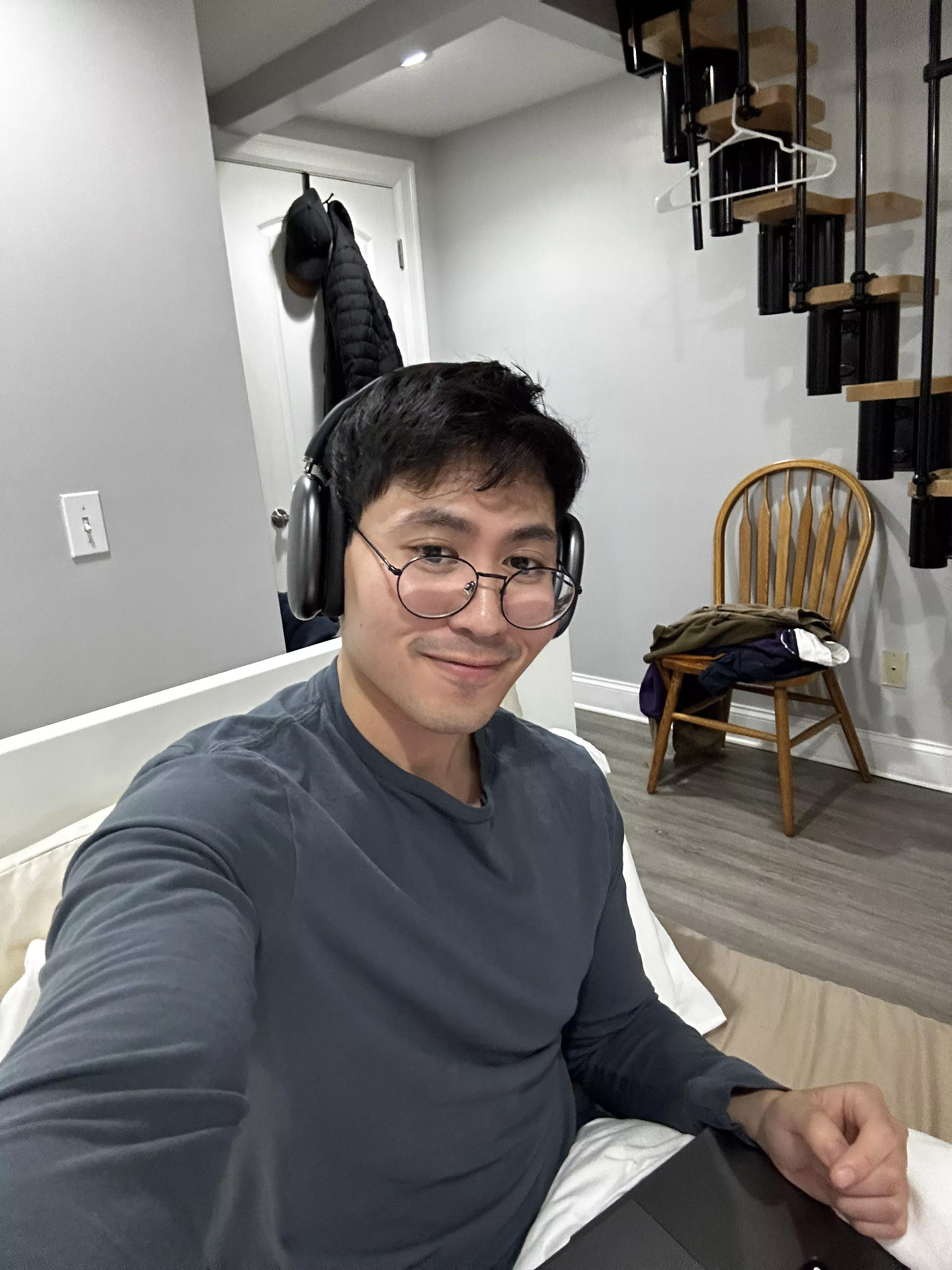 Please excuse the pile of clothes, it’s a lazy Sunday for me :P