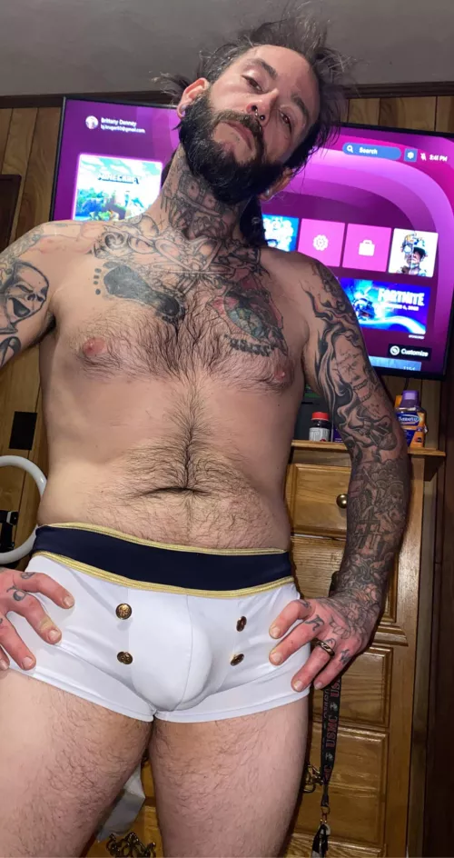 Retired marine, 420 24/7, gamer, prison tats. What more could I ask for? [33]