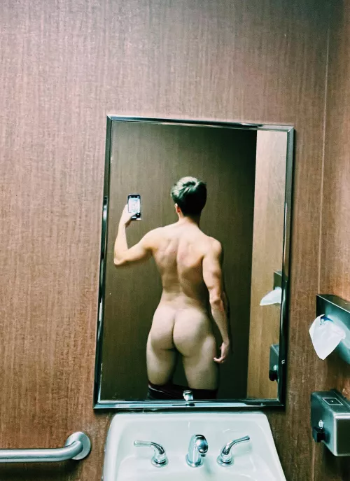 Serving up some cake on a Monday