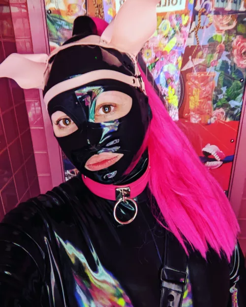 Shiny pink and black latex ✨