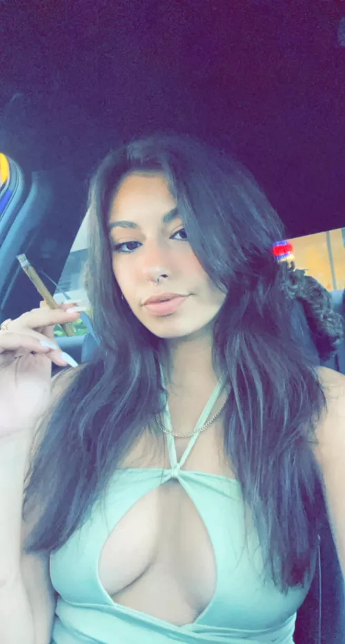 shower me in flowers & I’ll shower you w lovins