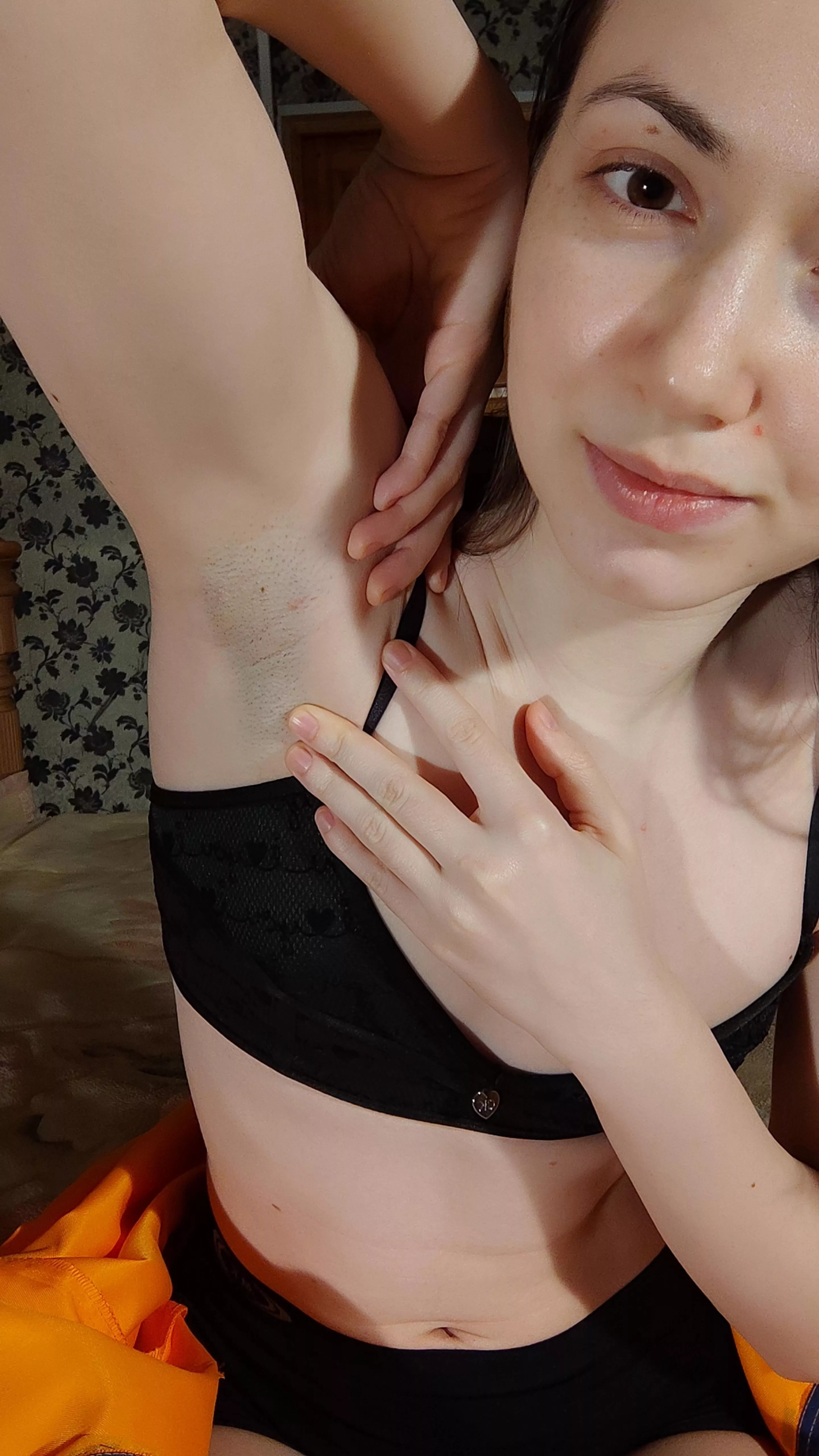 Smooth and clean armpit