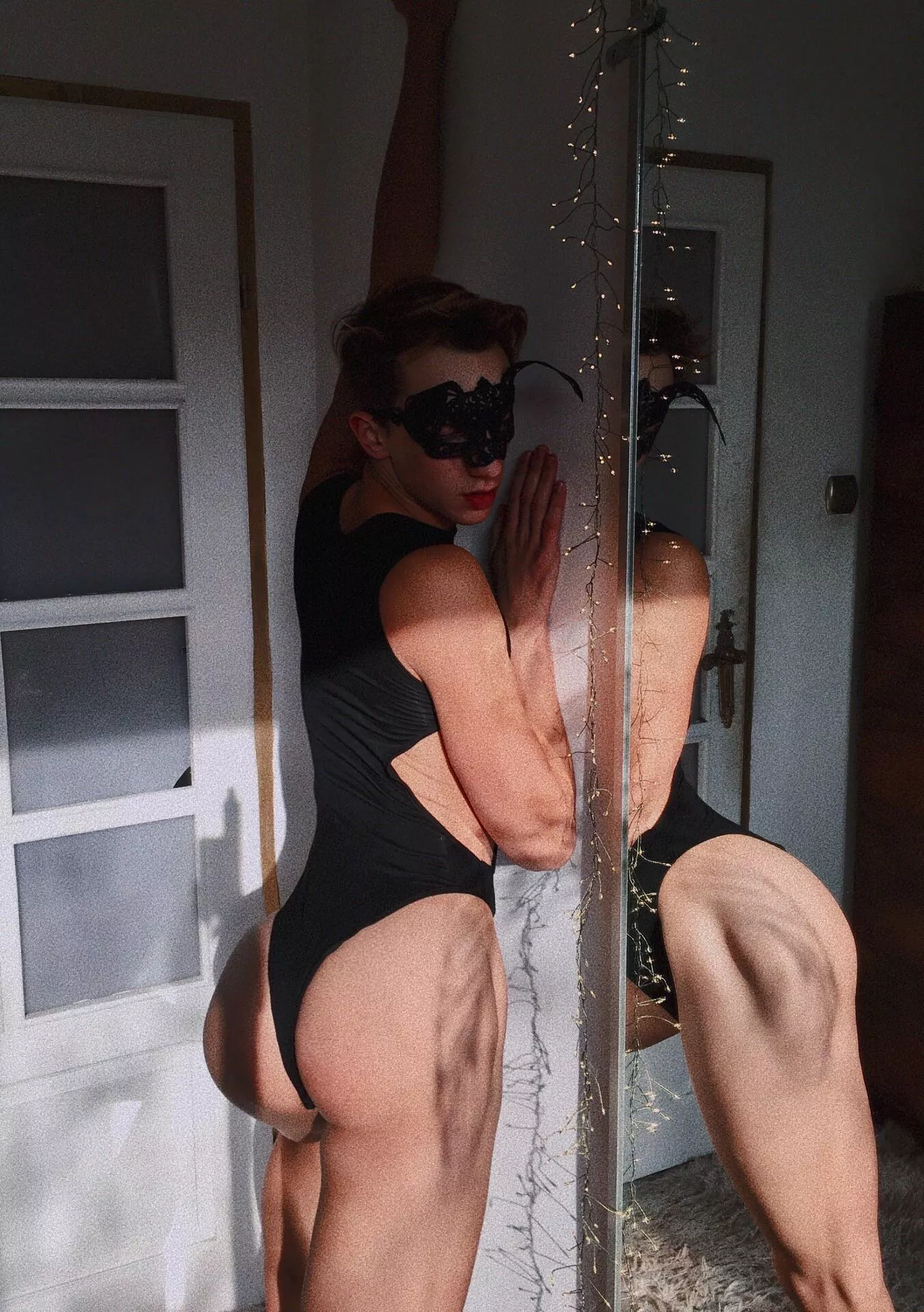 Take a lick on that sweet ass and you’ll never forget my taste 🖤