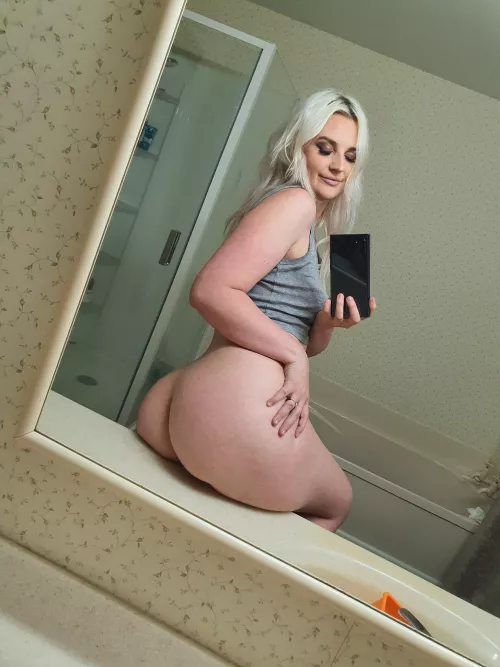 Thick Thighs come with something else 😏