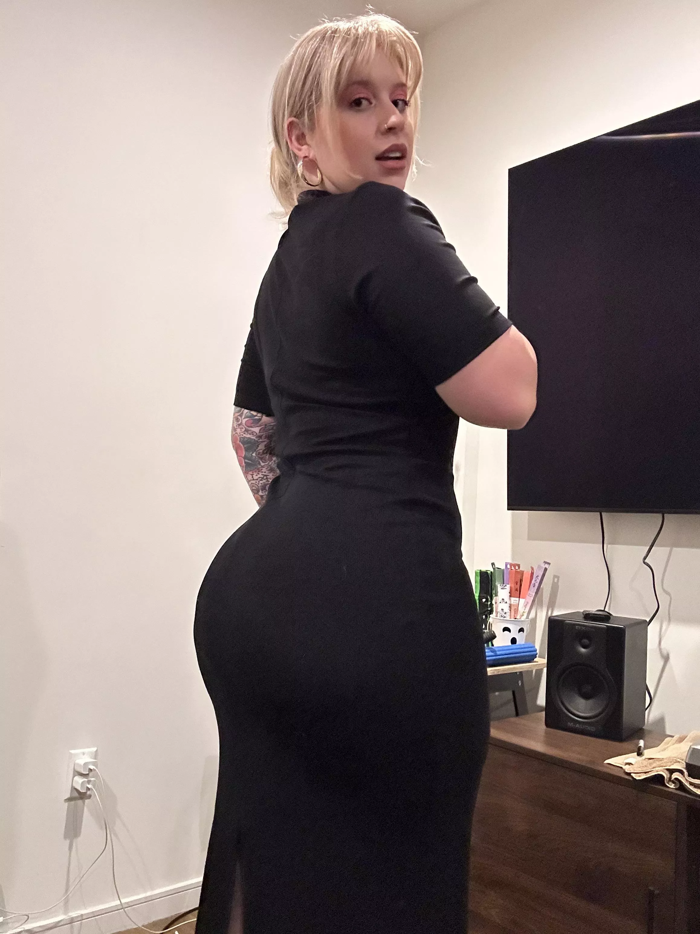 Tight enough on my booty?