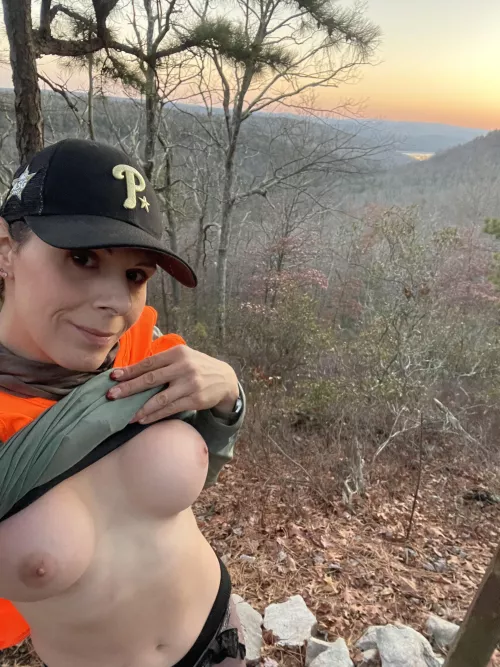 Touchable & lovable tits and a beautiful sunset…what more is needed (41F)