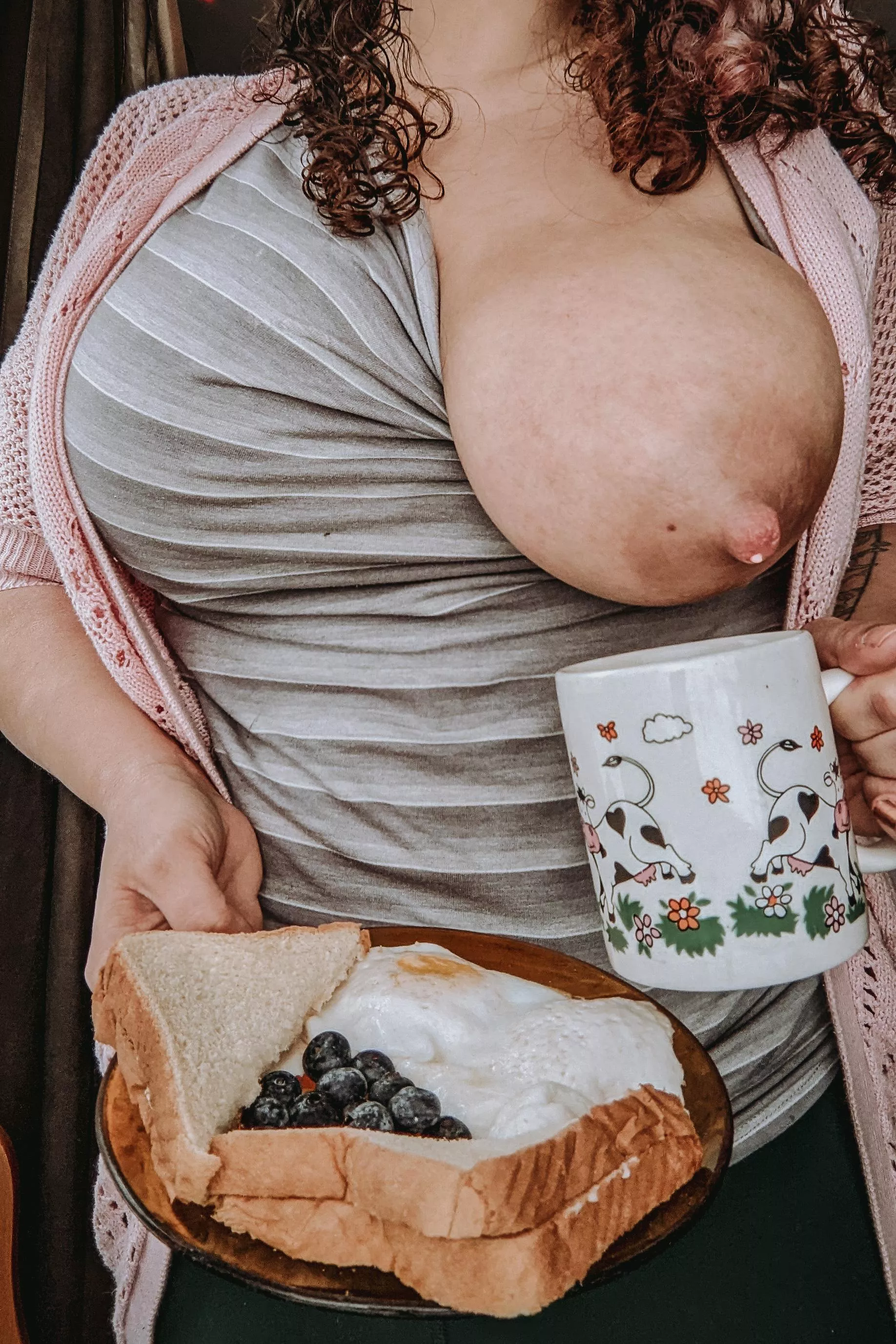 We didn't have anymore cream for your coffee, hope you don't mind 😏