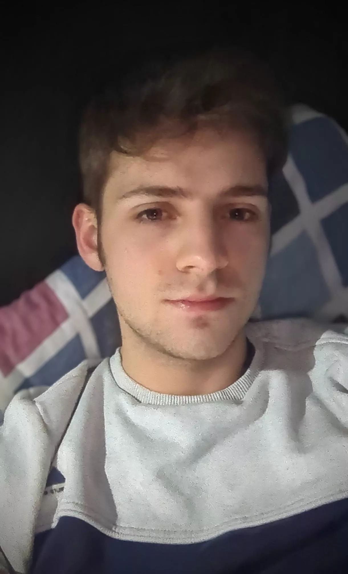 Went on *that app* and got upset over rejection again. Need some more positivity 😌