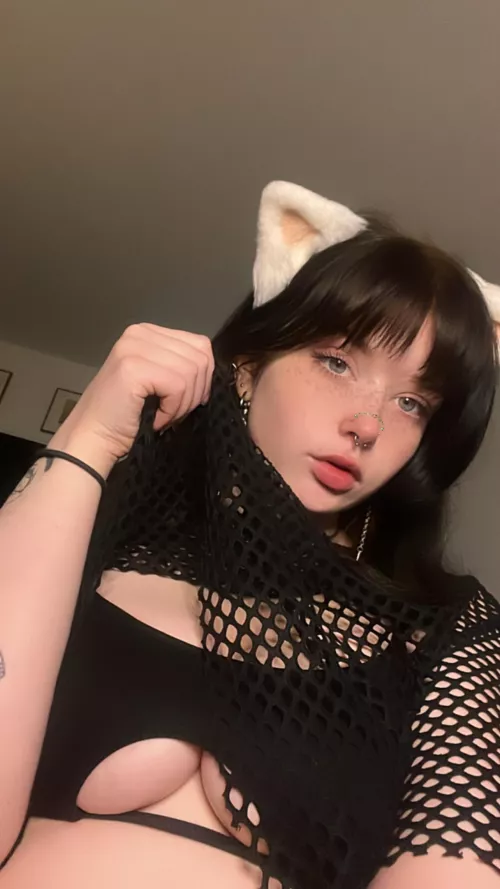 What would you do if you found me in your room 👉👈