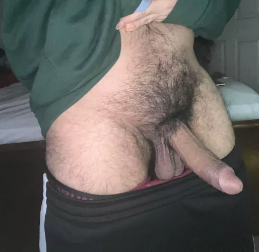 Where do you want me to unload ?