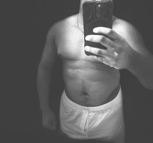 Who likes white boxers?