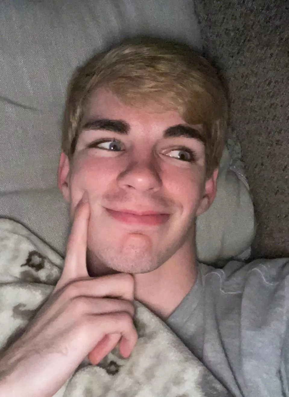 Who said nights were for sleep anyway? 😇