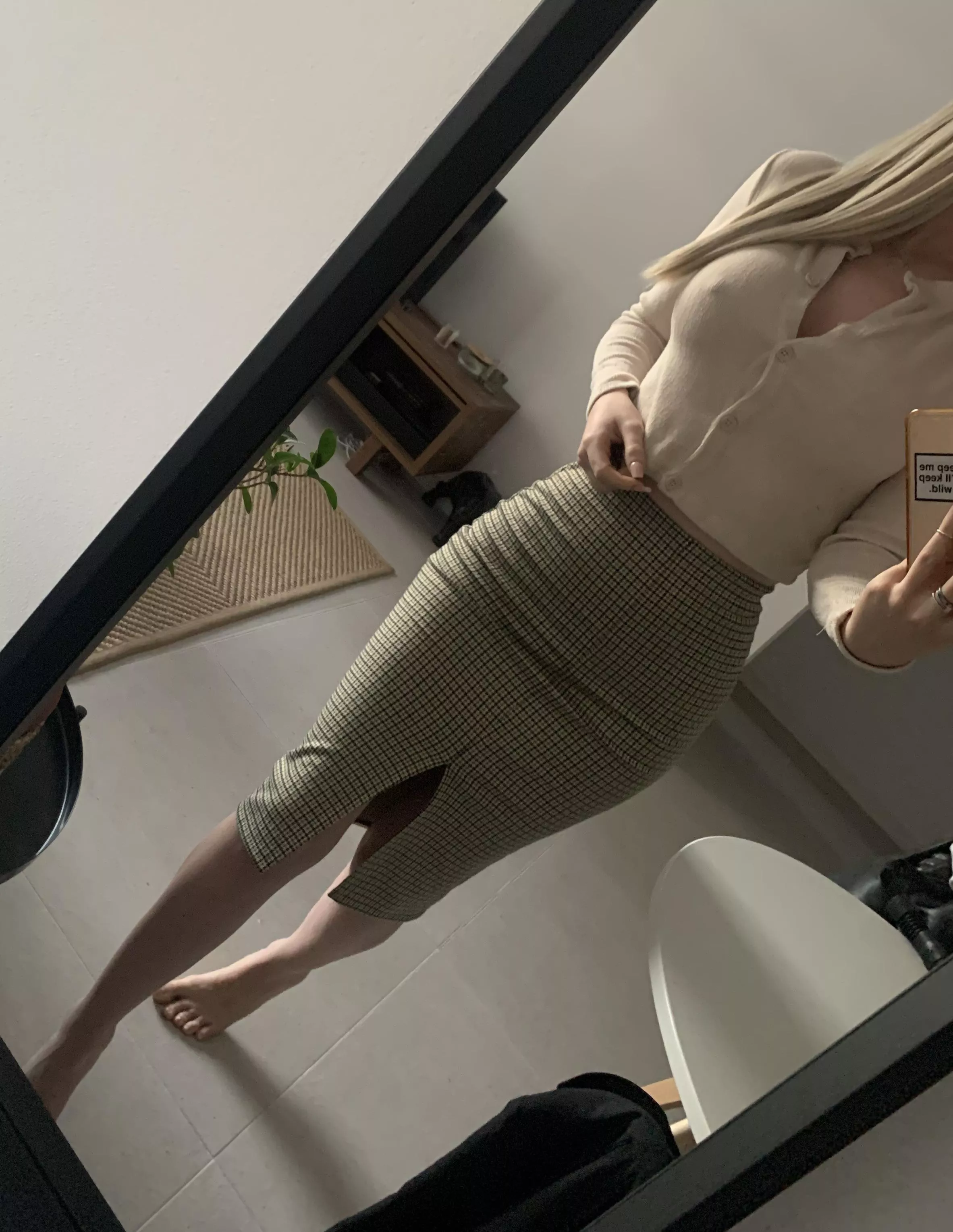 Work attire ☺️ would you approve if you were my boss?