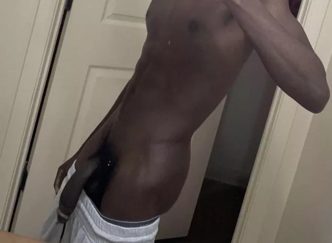 19 black male in Atlanta looking for femboys/trans/sissies