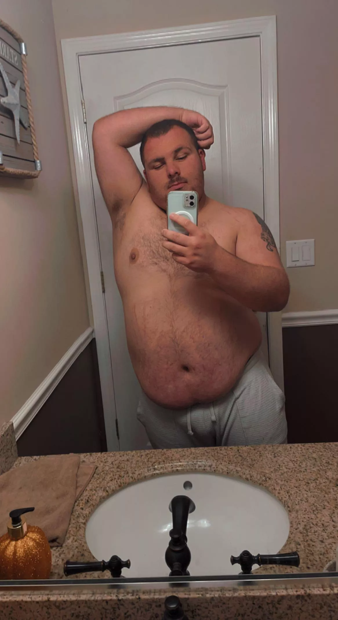 (19) for Masc / older ! HMU !