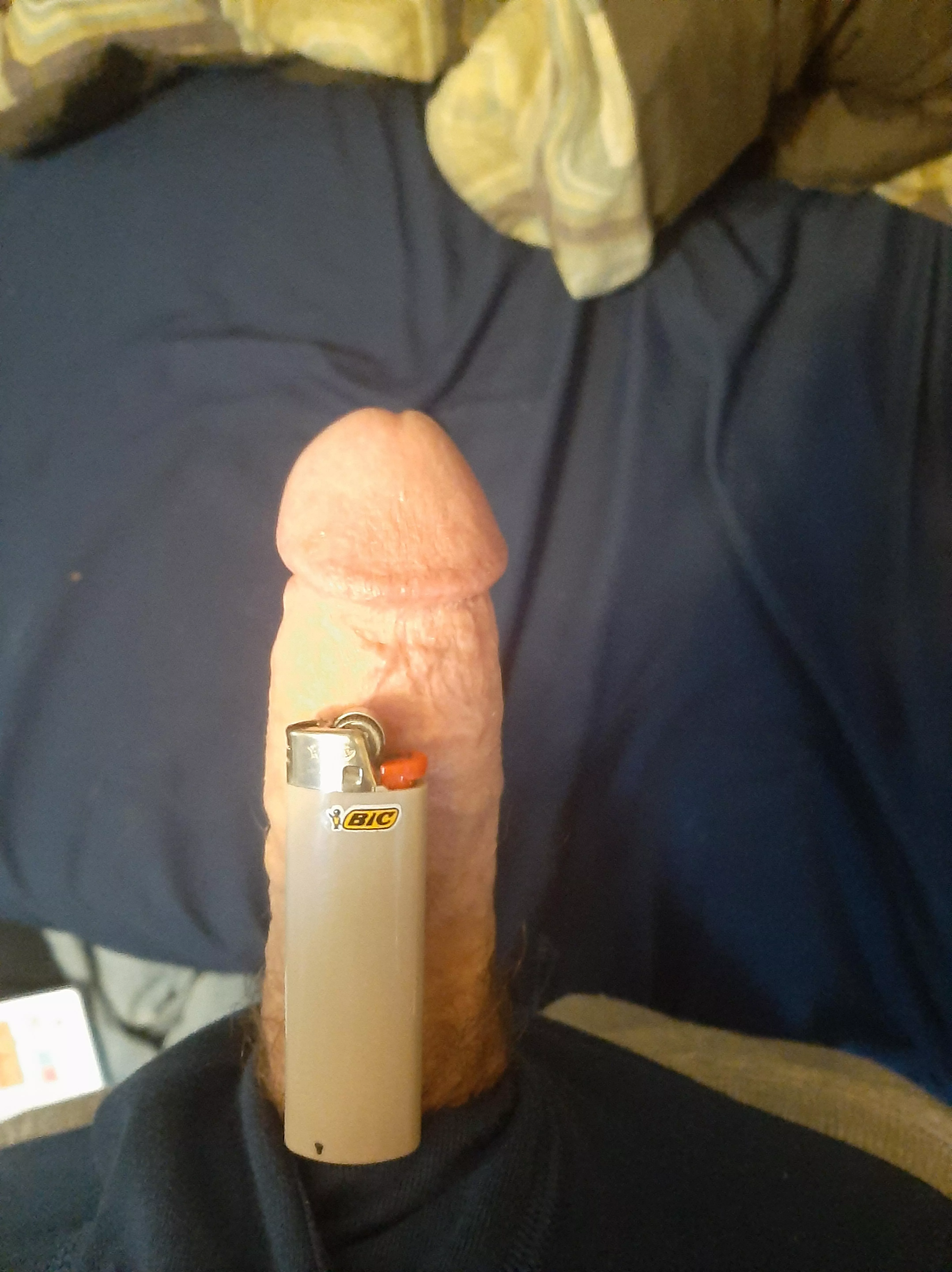 29 hey guys any other lighter comparisons? are you bigger or smaller than me?