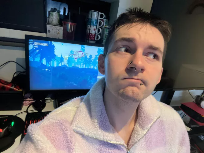 Anyone play Risk Of Rain 2?