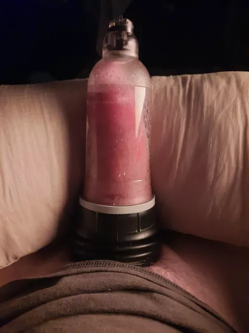 Big thick cock fills hydromax 7 wideboy