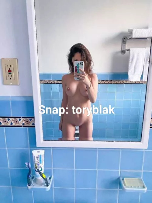 can’t stop sucking on lollipops