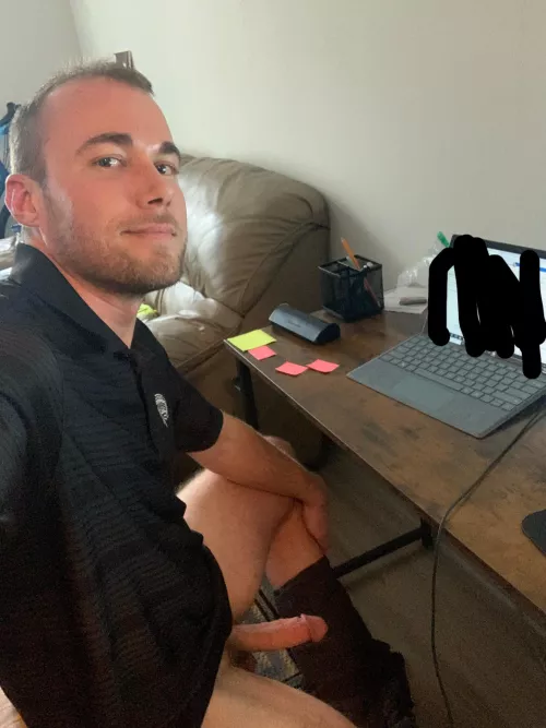 Come get under my desk