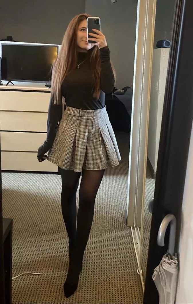 Conservative but sexy (irtr)