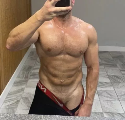 Dad bod (45)