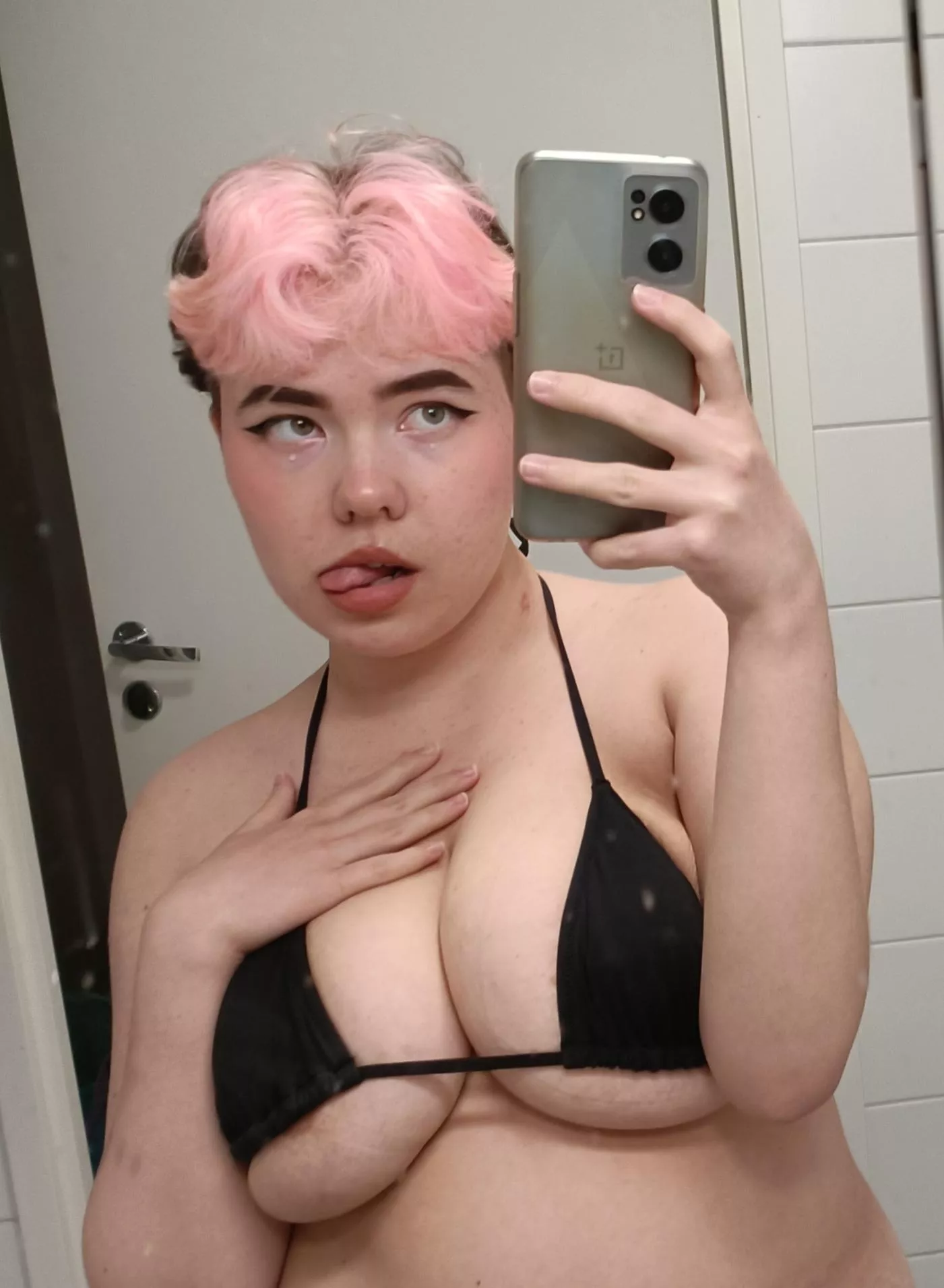 do you think this bikini is a little small for me? 👉👈