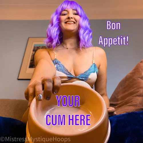 Eat up cumslut!