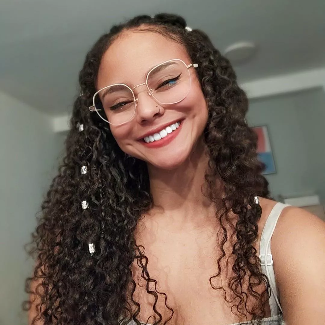 Hope you have a love day today ❤️