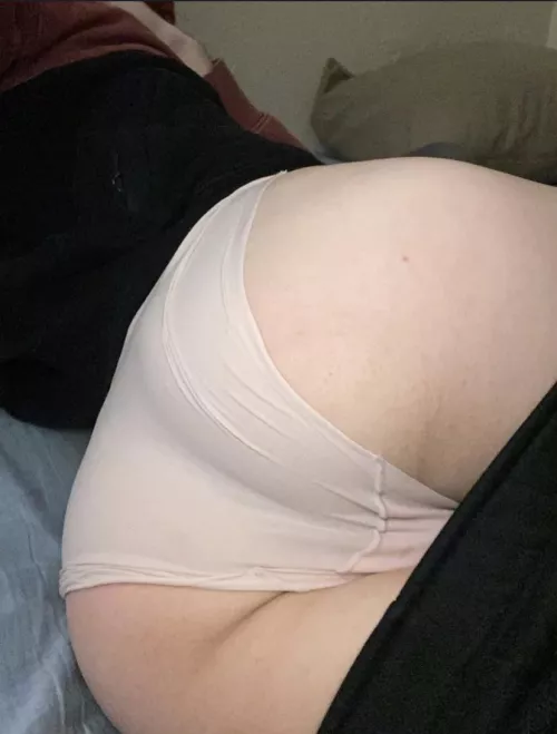 how does my ass look in these;)