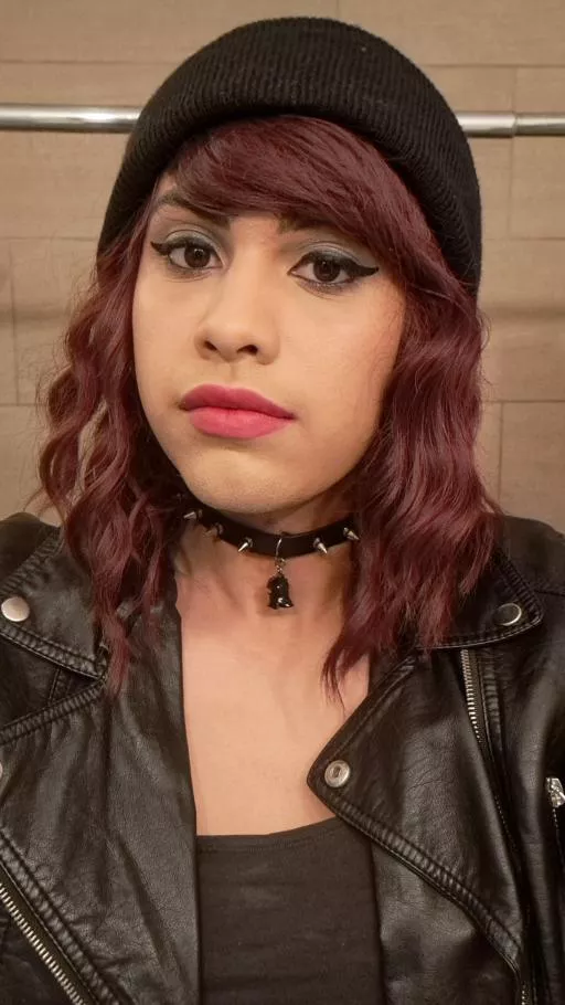 Howdy! what do you think of my look?