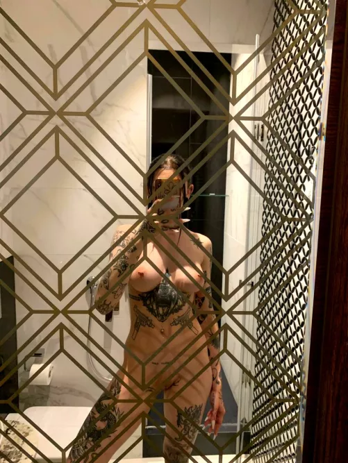 I can teach you some moves