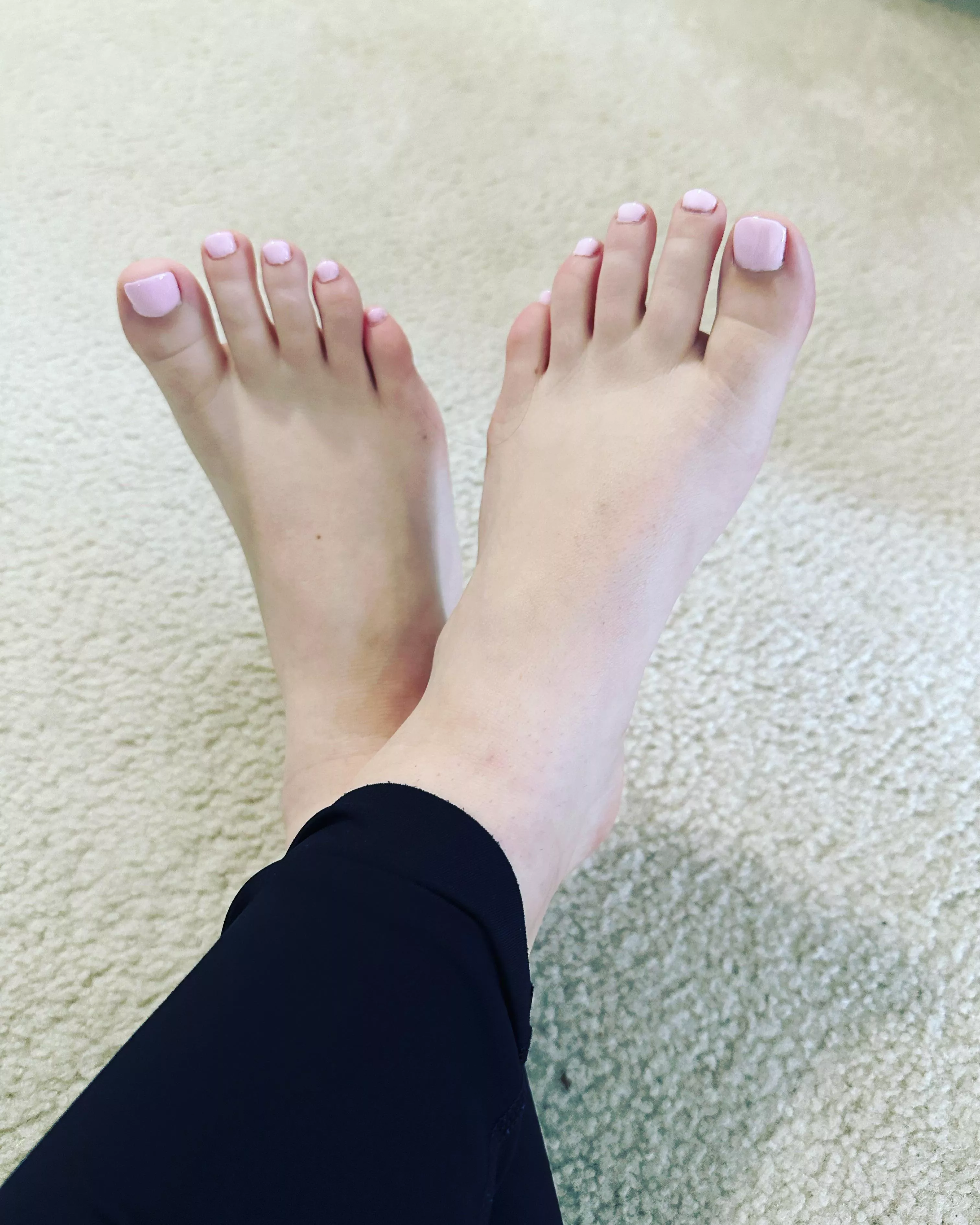 I just got back from a run, want to lick my toes ?