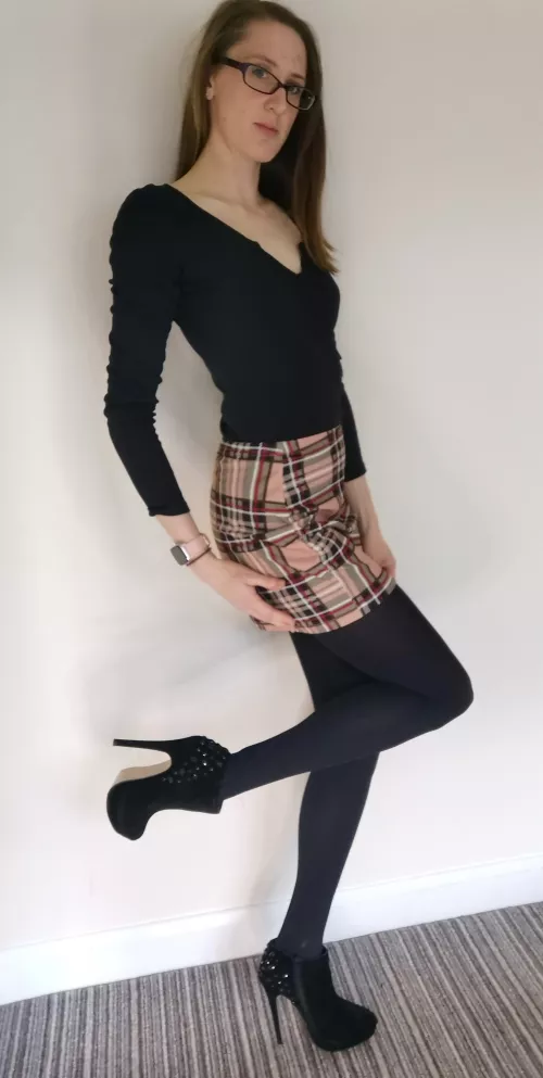 I just love these heels! [F]