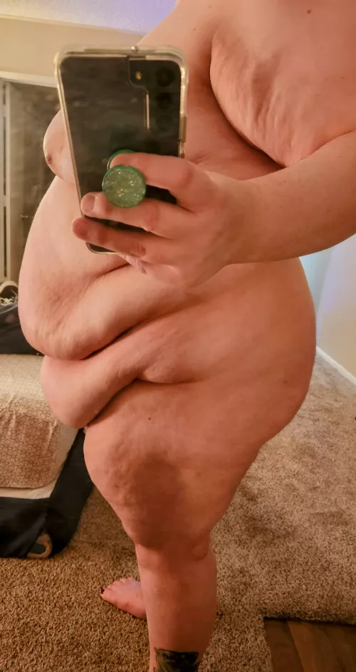 I want cuddles after work sooooo bad 😭