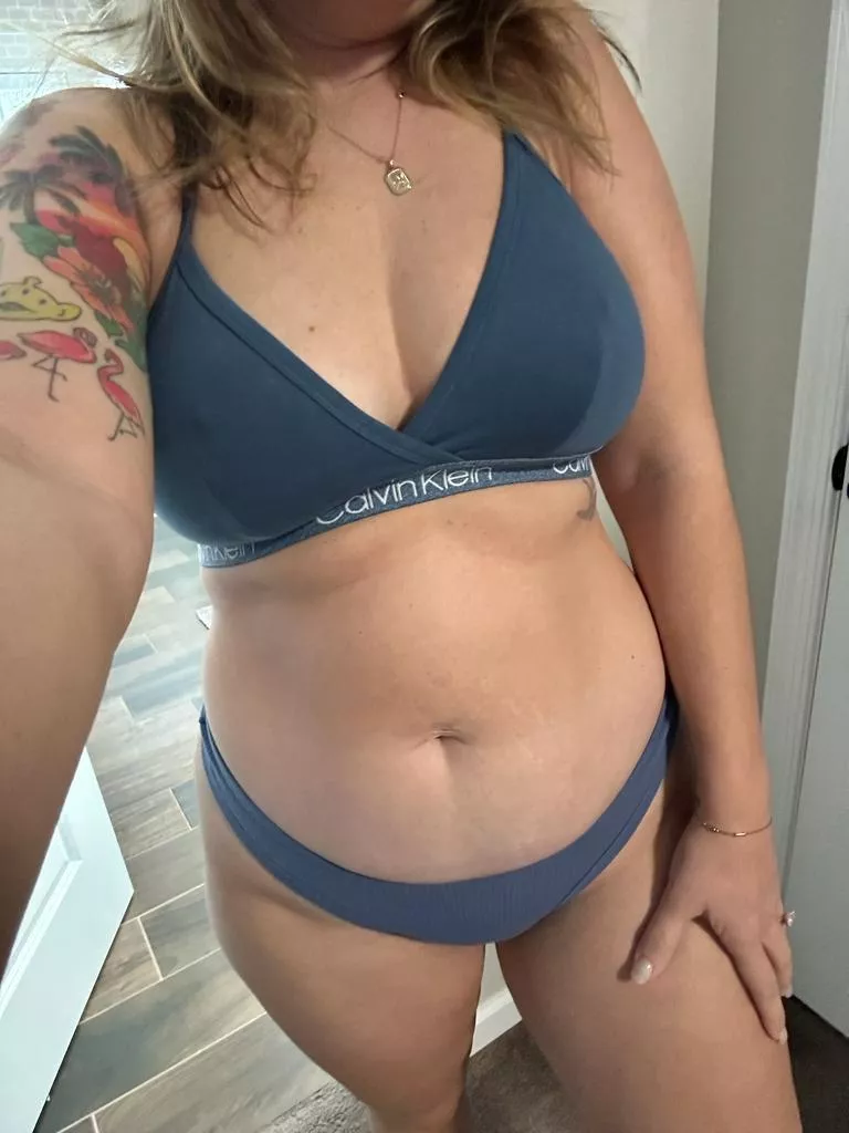 Is anyone into married MILFs?