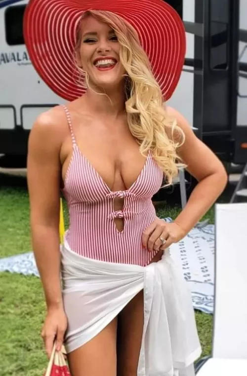Lacey Evans