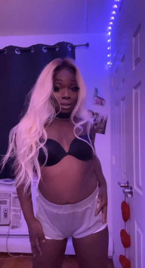 Like Ebony Femboys? 👱🏾‍♀️Tiktok: @sissyserayah