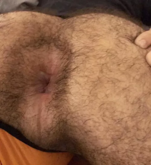 M22 straight bro looking to be bred by a huge cock