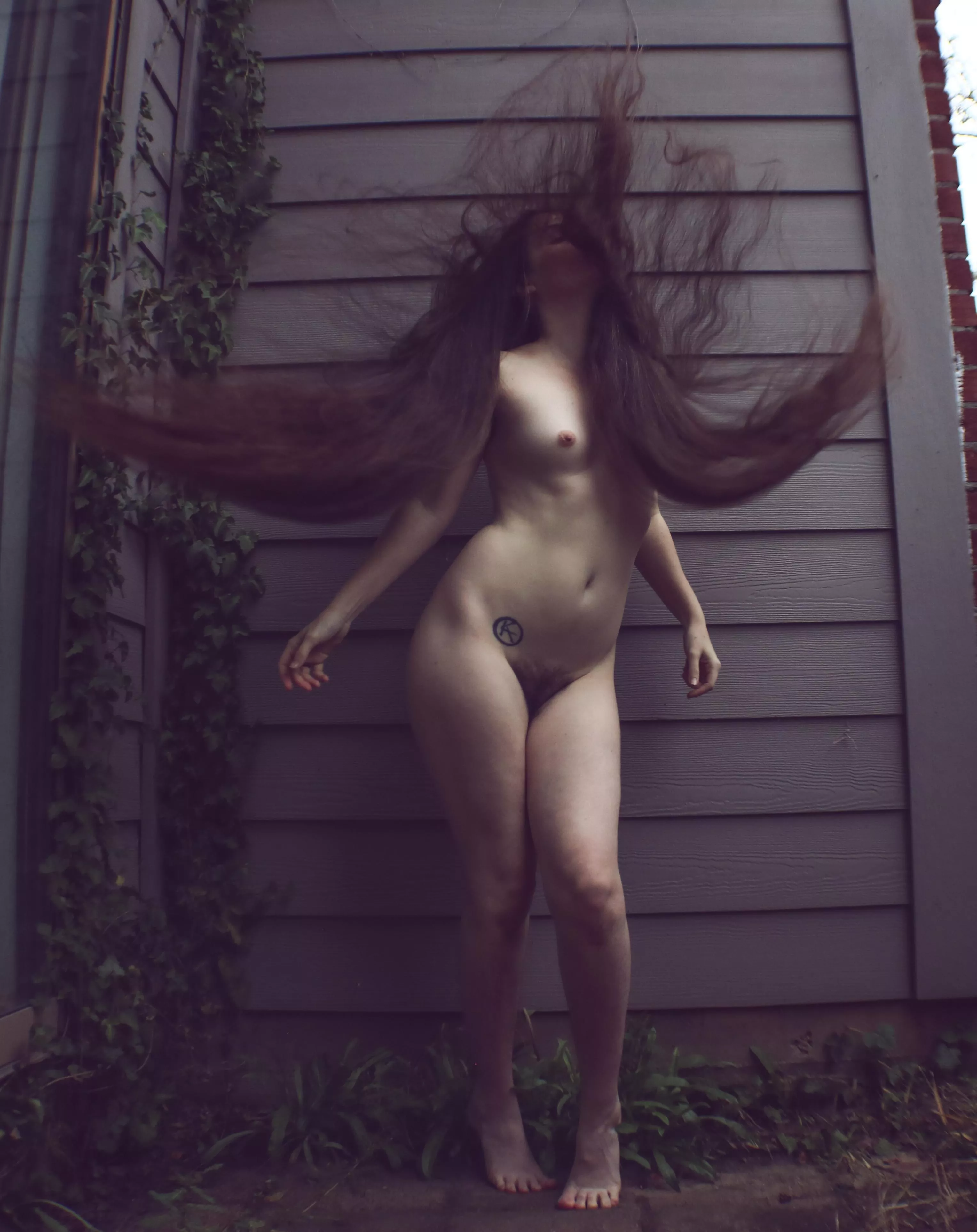 may my mind stroll about hungry and fearless and thirsty and supple (self shot)