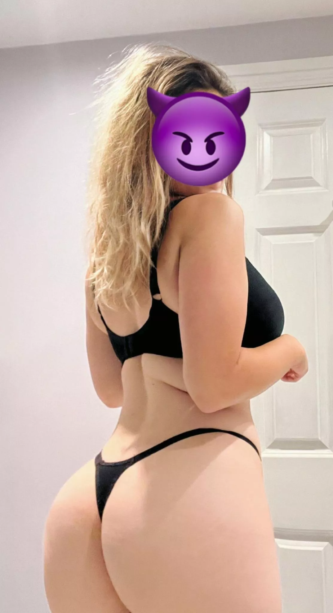 My ass is very hungry with your attention