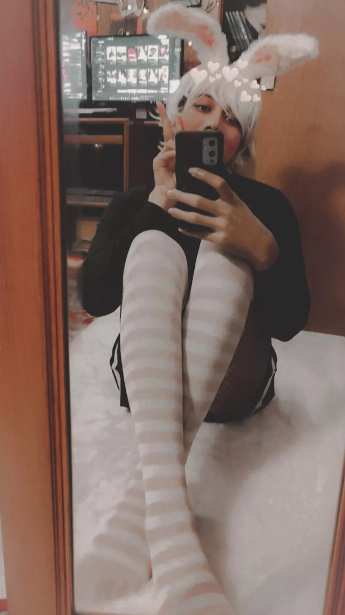 sending some femboy love🖤🖤 uwu