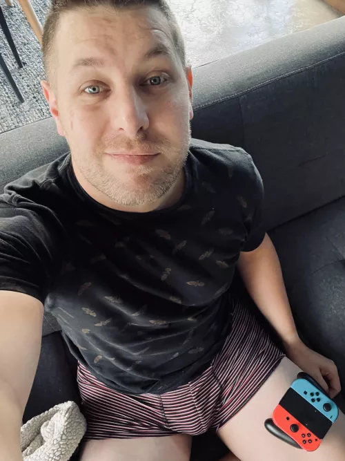 Some Pokemon Violet for the morning session before work, any scarlet players out there?