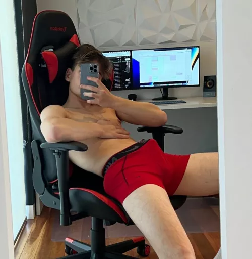 Take a seat babe 😉