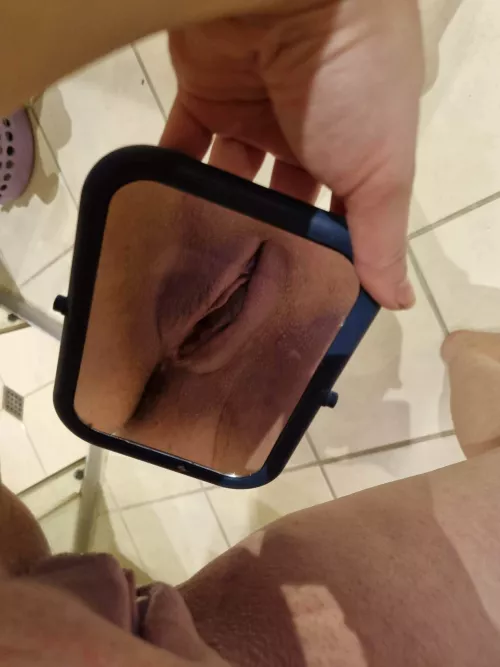 That's a handy little mirror