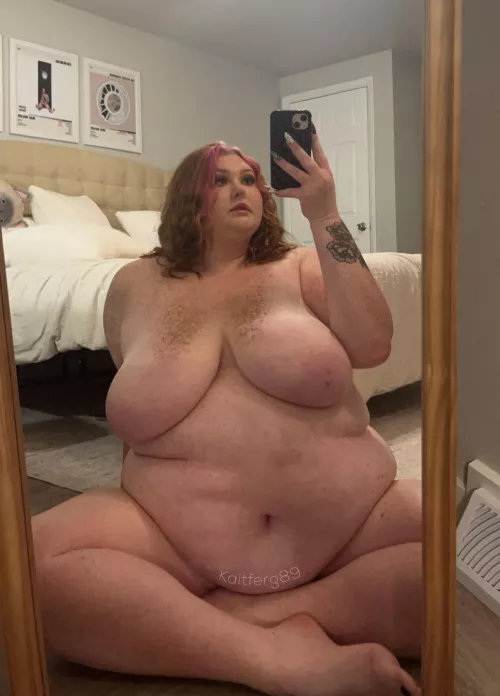 Titty and tummy Tuesday bc both deserve love 🥰